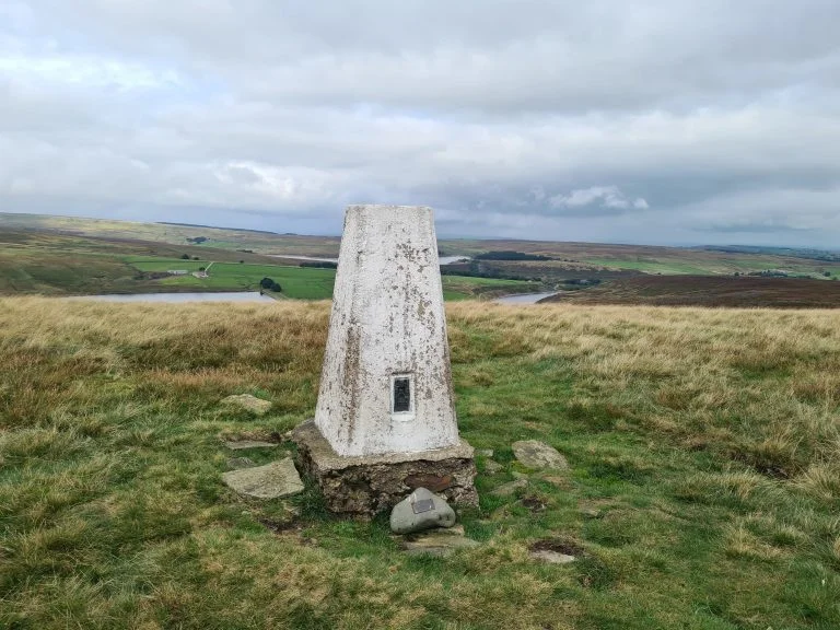 South Nab Trig Point and Windleden Reservoirs - Peak District Circular Walks - The Wandering Wildflower