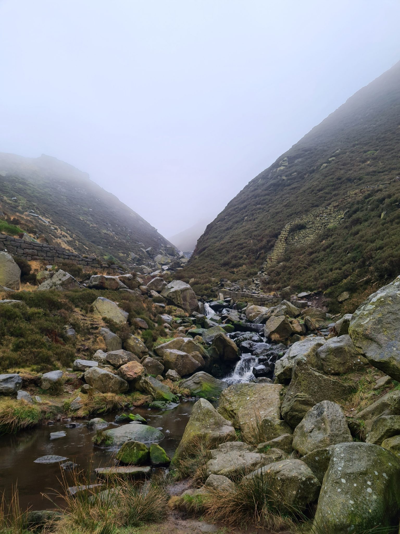 How to Find The Trinnacle at Dove Stone | 5 Miles
