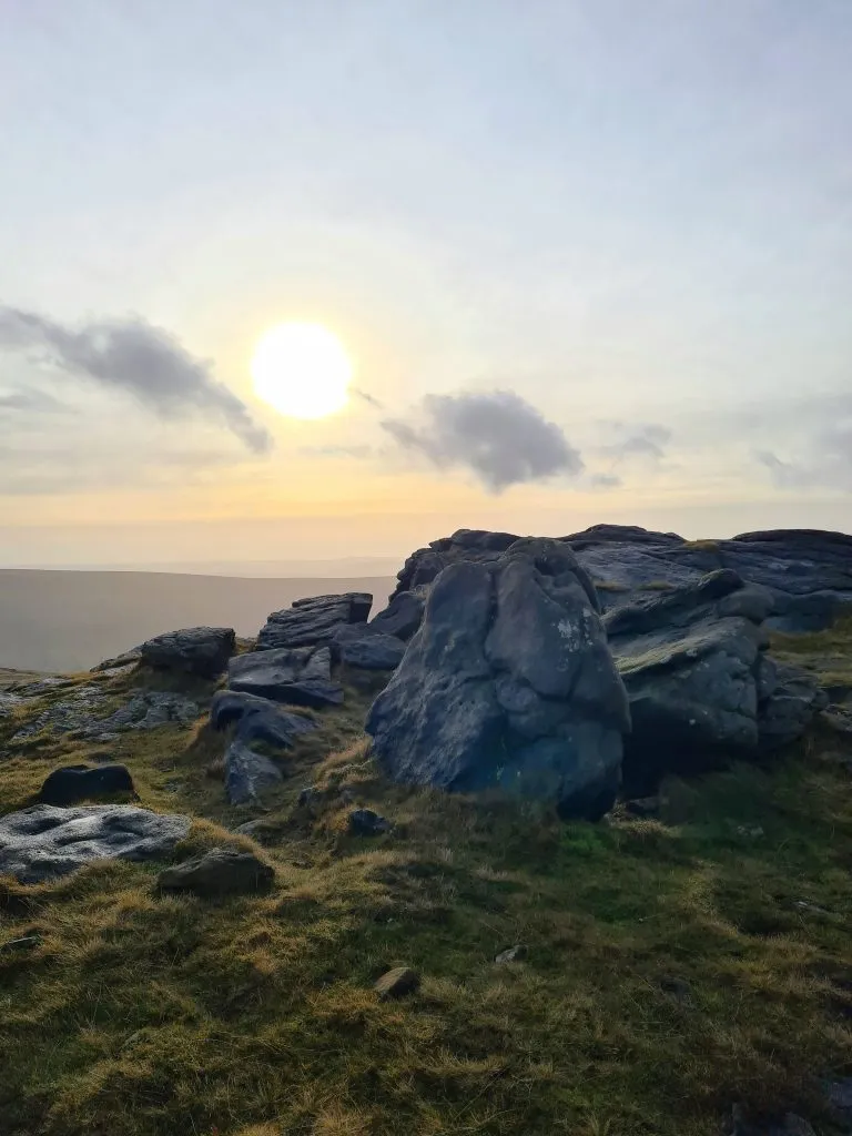 Rock formations on Grindslow Knoll