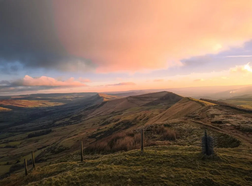Looking back from Rushup Edge to Mam Tor sunrise in the Peak District - The Wandering Wildflower