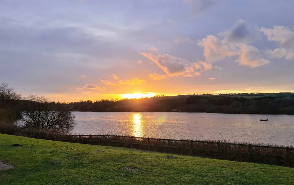 Peak District sunset over Tittesworth Water