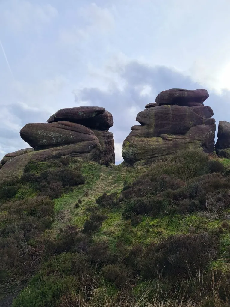 Gritstone rock formations on Hen Cloud