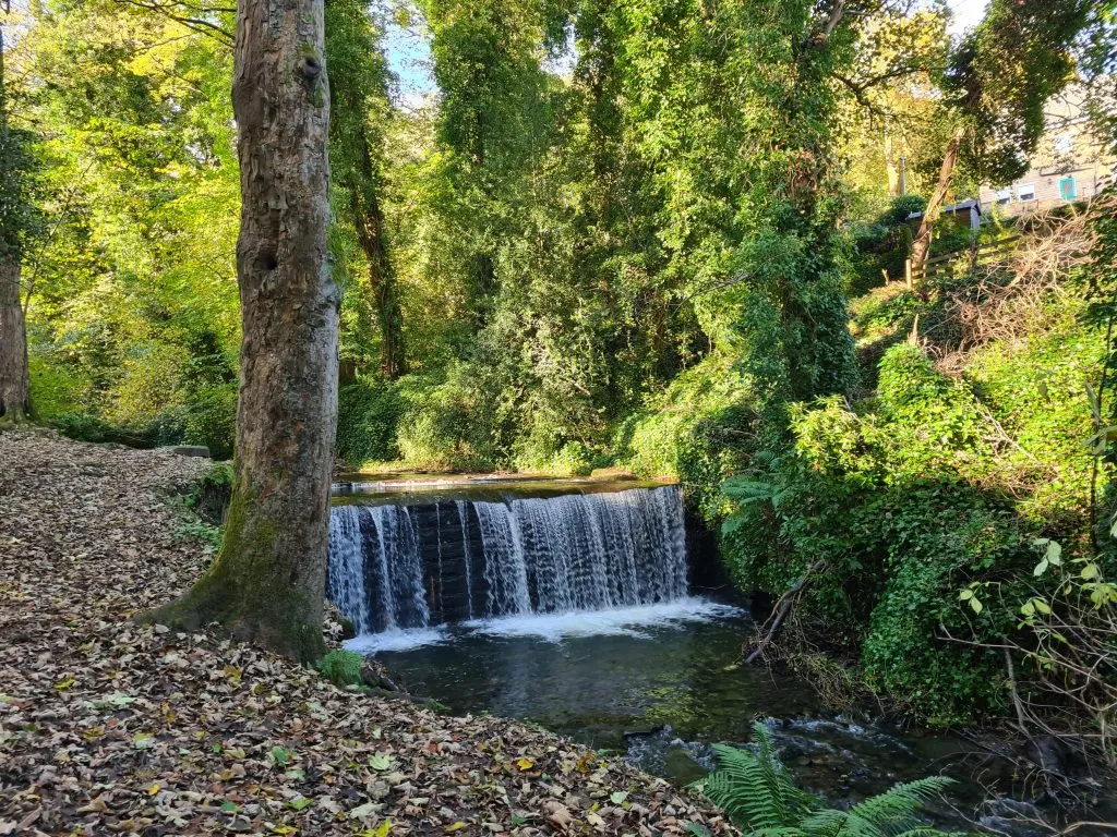 Waterfall in Meltham Pleasure Grounds - Waterfalls in Meltham