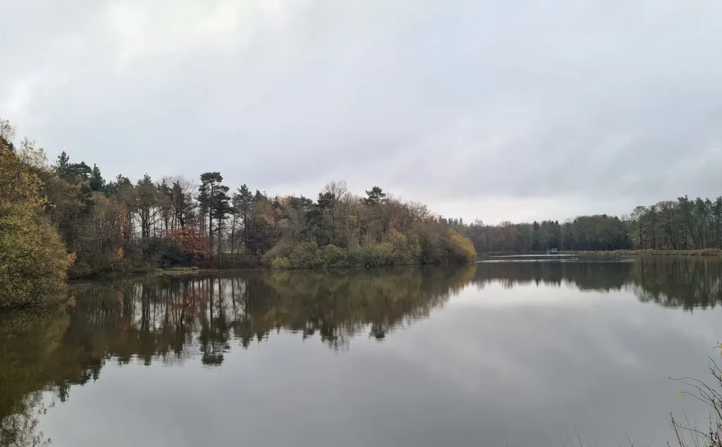 Emperor Lake, Chatsworth House