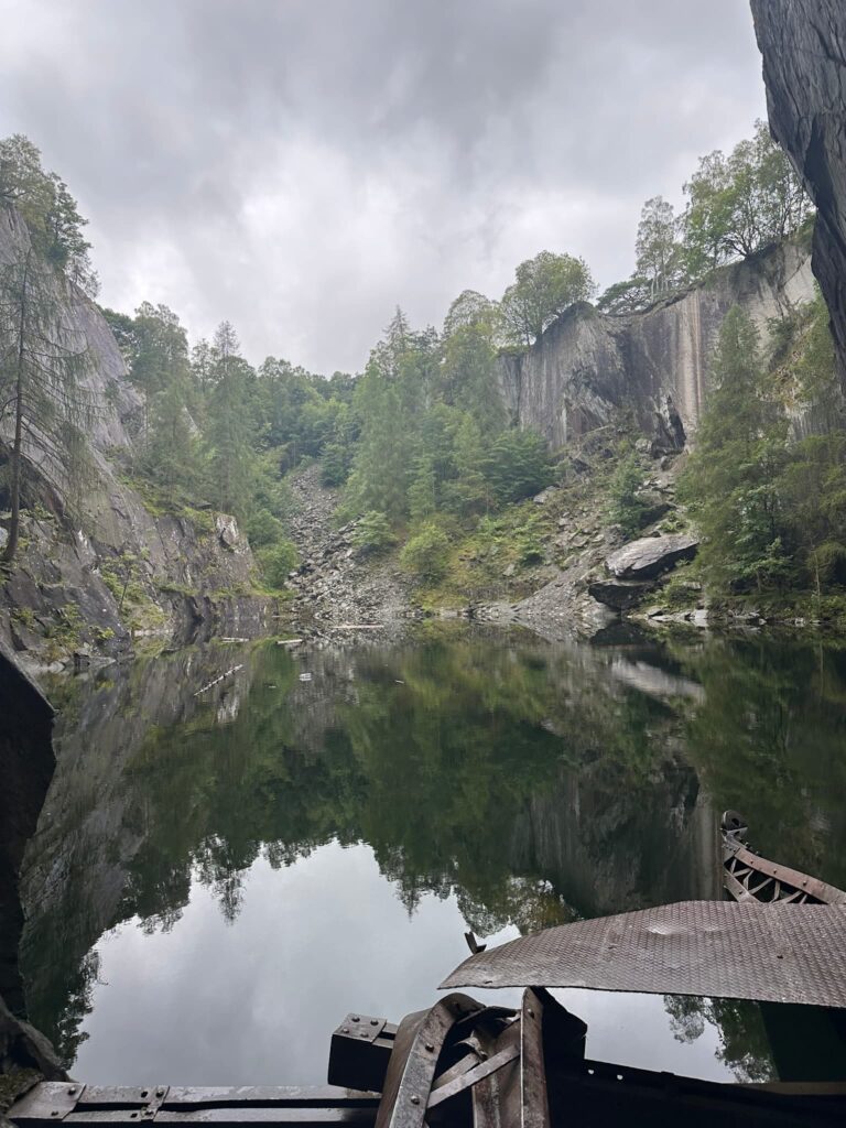 Hodge Close Quarry