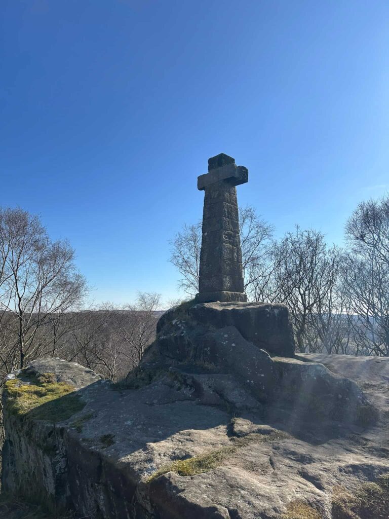 Wellington Monument, Baslow Edge