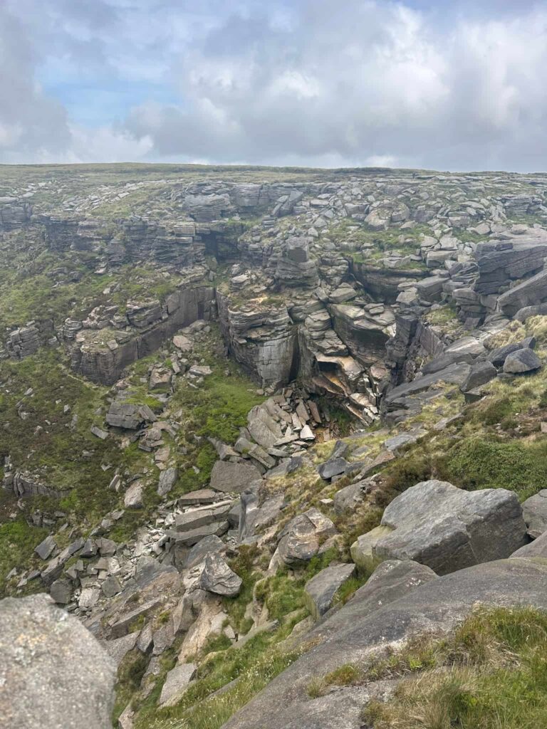 Kinder Downfall