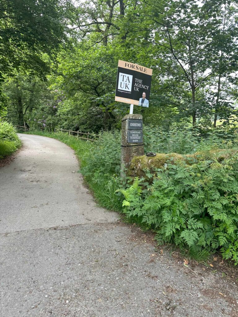 A gatepost for Kindergates