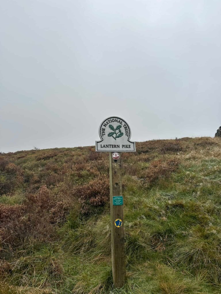 Lantern Pike sign
