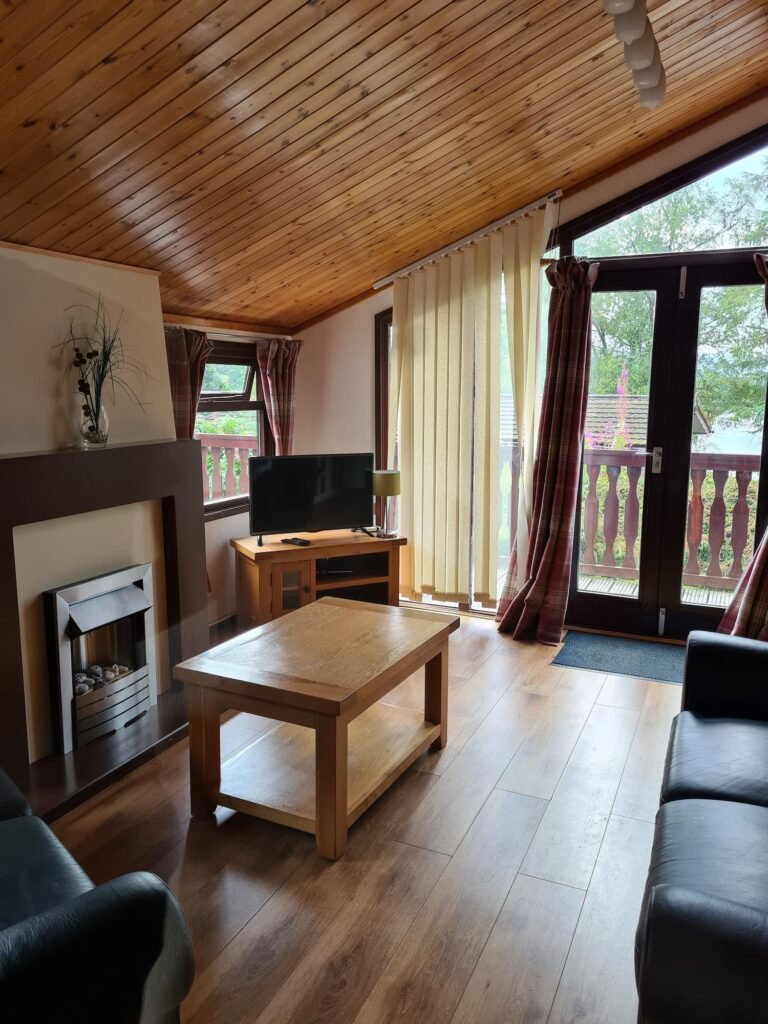 Linnhe Lochside Holiday Park