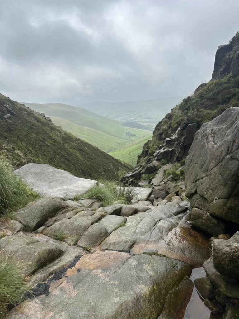 Crowden Clouigh scramble section, a rocky, bouldery ravine