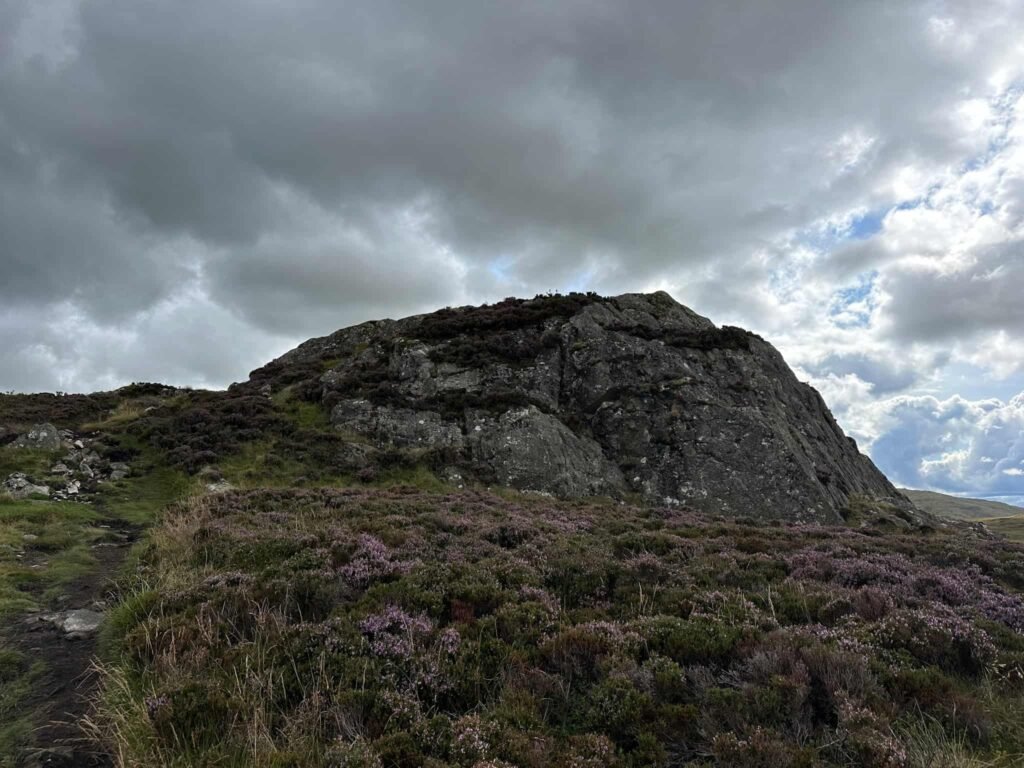 The rocky summit of Armboth Fell