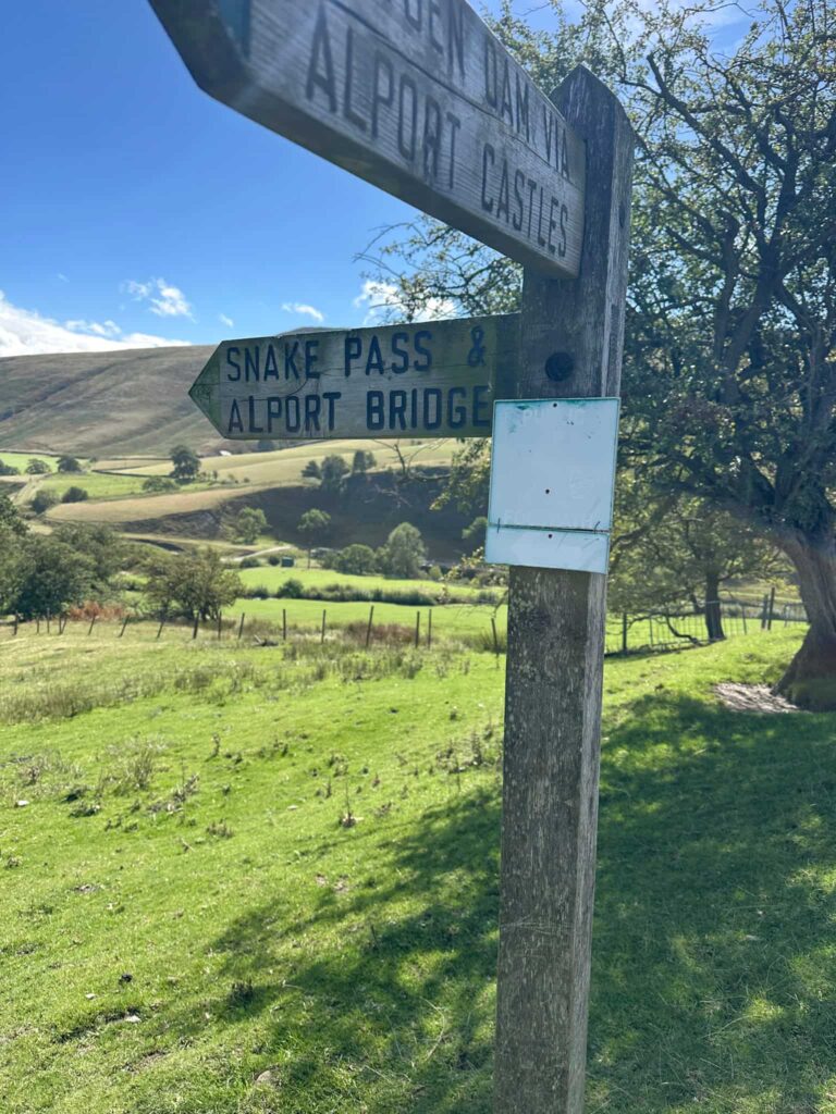 Signpost for Snake Pass and Alport Bridge