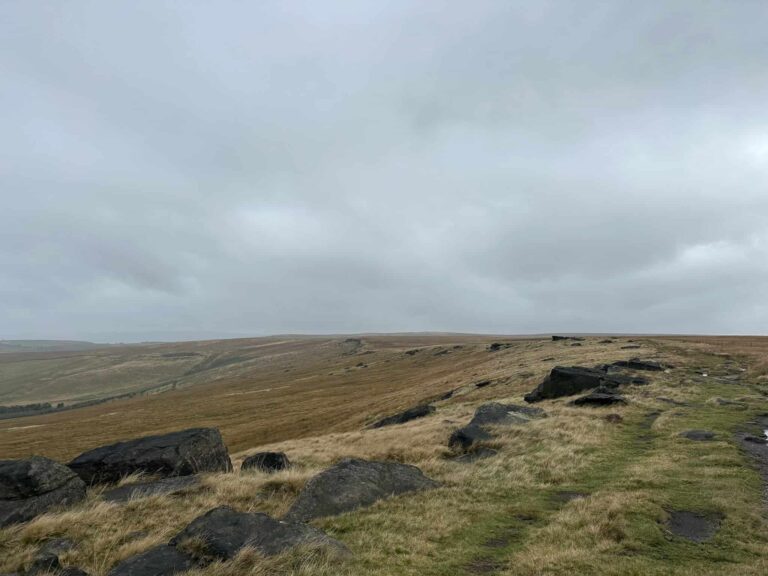 Standedge Edge