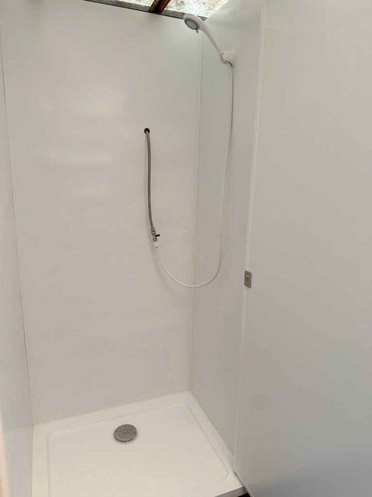 Shower at Social District